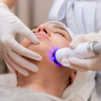 Advanced Brightening Laser and RF Tightening Treatment