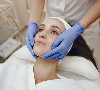 Stimulator Facial